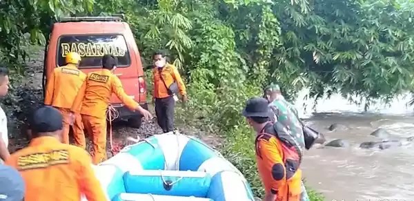 9 Warga Hanyut, 1 Hilang, Lau Tuntungan Diterjang Banjir Bandang