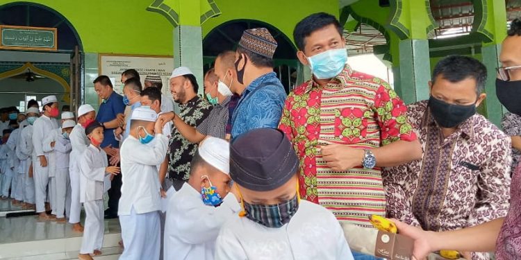 Satres Narkoba Santuni Anak Yatim di Masjid Polrestabes Medan