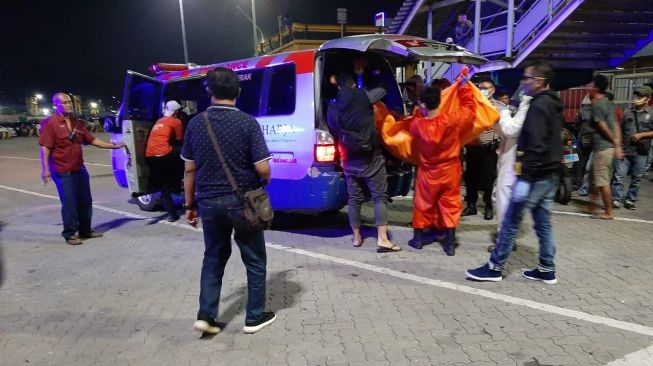 Tewas Tanpa Busana dalam Mobil, Miss V Korban Wanita Terluka