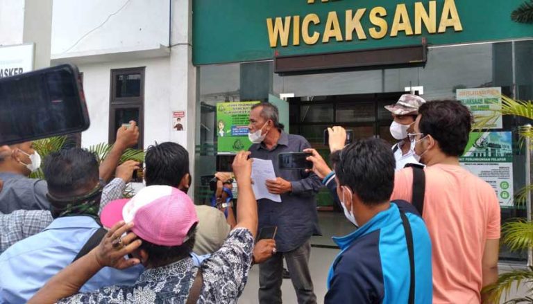 Diduga Support Mafia Tanah, Lurah Terjun Dilaporkan ke Satgas Mafia Tanah Kejari Belawan