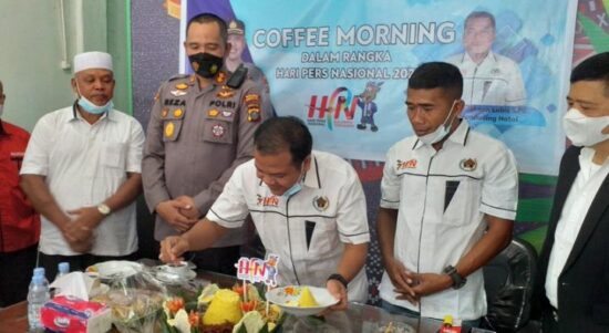 Mendadak, Kapolres dan Ketua DPRD Madina Sambangi Kantor PWI Madina Ucapkan Selamat HPN Tahun 2022