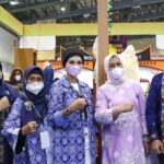 Nawal Lubis Terkesan dengan Semangat Pegiat UMKM Sumut di Inacraft XXII