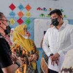 Bobby Nasution Penuhi Janji Bantu Pelaku UMKM & Istri Nelayan Berwirausaha Bobby Nasution Penuhi Janji Bantu Pelaku UMKM & Istri Nelayan Berwirausaha