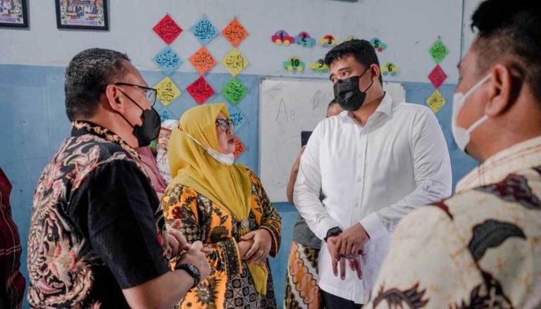 Bobby Nasution Penuhi Janji Bantu Pelaku UMKM & Istri Nelayan Berwirausaha