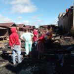 Kebakaran di Sipahutar Taput, Tujuh Kios Ludes, Dua Terpaksa Dirusak Kebakaran di Sipahutar Taput, Tujuh Kios Ludes, Dua Terpaksa Dirusak