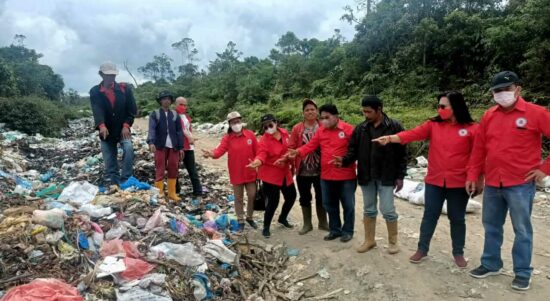 Pak Bupati, Warga Hariara Pintu Keluhkan Bau Busuk Dari TPA