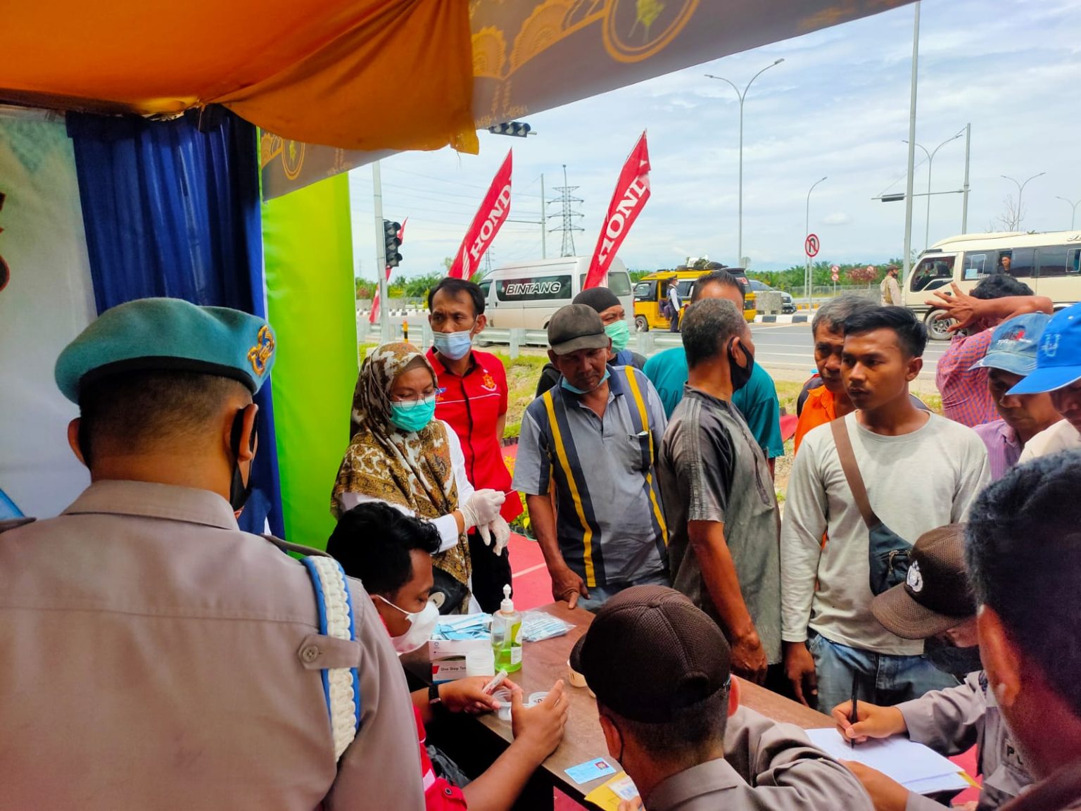 Tes Urin, Tiga Orang Supir Angkutan Umum Positif Menggunakan Sabu