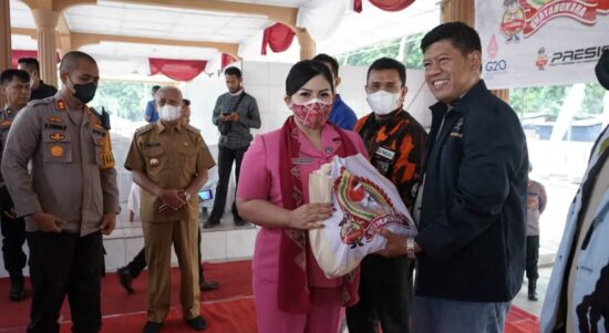 Polres Asahan Bedah Rumah, Salurkan 1.200 Paket Sembako