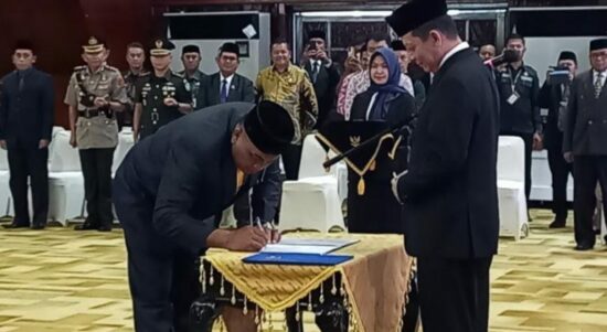 Jebolan Luar Negeri, ini Riwayat Pendidikan Pj Bupati Aceh Singkil Marthunis