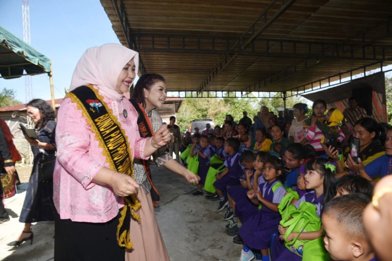 Nawal Lubis Harap Pemkab Dairi Prioritaskan Pembangunan PAUD