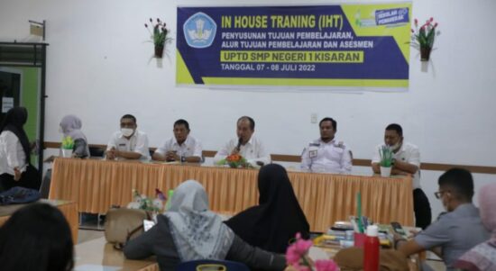 Wabup Asahan Jadi Irup Saat MPLS di SMPN 1 Kisaran