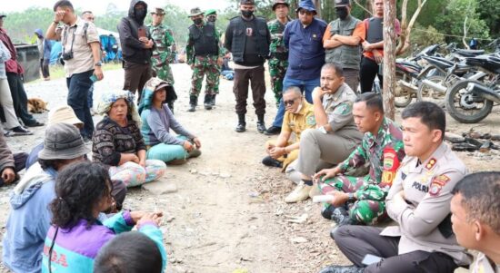 Kapolres Simalungun dan Dandim 0207 Mediasi Sengketa Lahan di HTI TPL