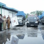 Bupati Asahan Lepas Logistik Pilkades Serentak Bupati Asahan Lepas Logistik Pilkades Serentak