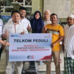 CDC Bersama Binroh Islam Telkom Sumut Serahkan Bantuan Dana Renovasi Masjid