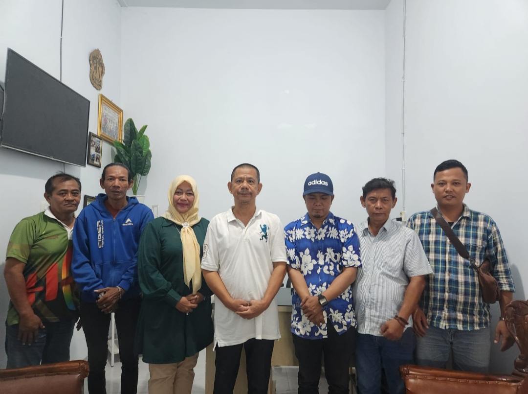 Giat Rutin Jumat Barokah di Pewarta Polrestabes Medan, Bagikan Beras kepada Pengurus dan Anggota